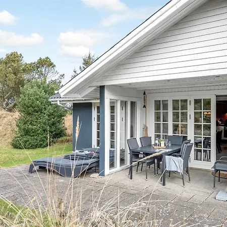 Dines - 1km From The Sea By Interhome Vakantiehuis Vejers Strand