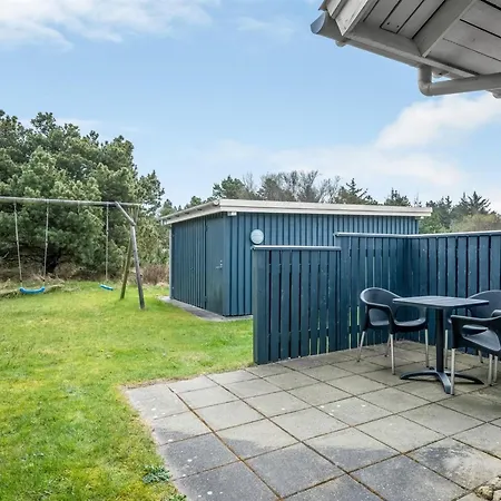 Dines - 1km From The Sea By Interhome Vakantiehuis *