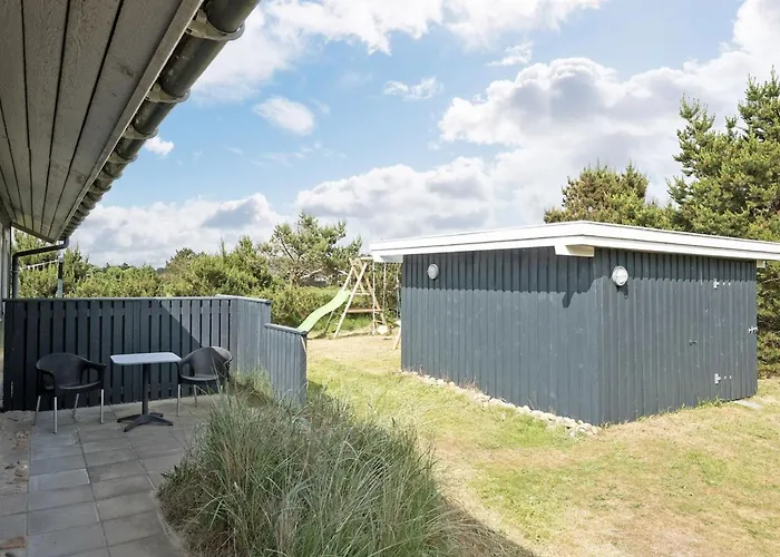 펜션 Dines - 1km From The Sea By Interhome