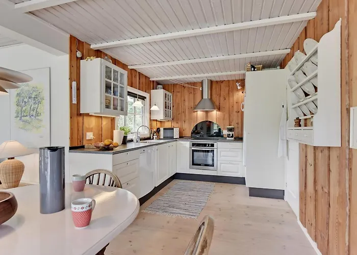 Dines - 1km From The Sea By Interhome Vejers Strand